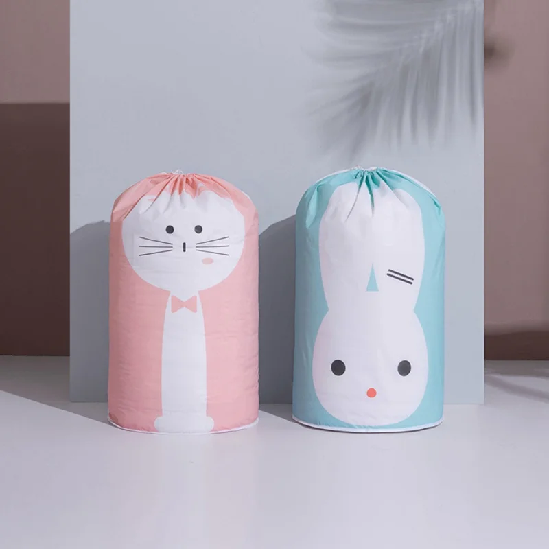 PEVA Print Quilt Storage Bag Cylindrical Drawstring Type Waterproof Clothing Storage Dustproof Storage Bag Practical furniture
PEVA Print Quilt Storage Bag Cylindrical Drawstring Type Waterproof Clothing Storage Dustproof Storage Bag Practical furniture