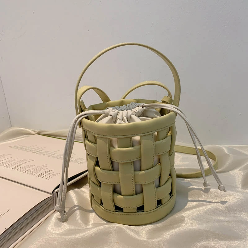 Women Crossbody Bag Weave Flap Bags For Women 2021 Quality Leather Thick Chain Shoulder Messenger Bags Female Handbag And Purse
Women Crossbody Bag Weave Flap Bags For Women 2021 Quality Leather Thick Chain Shoulder Messenger Bags Female Handbag And Purse