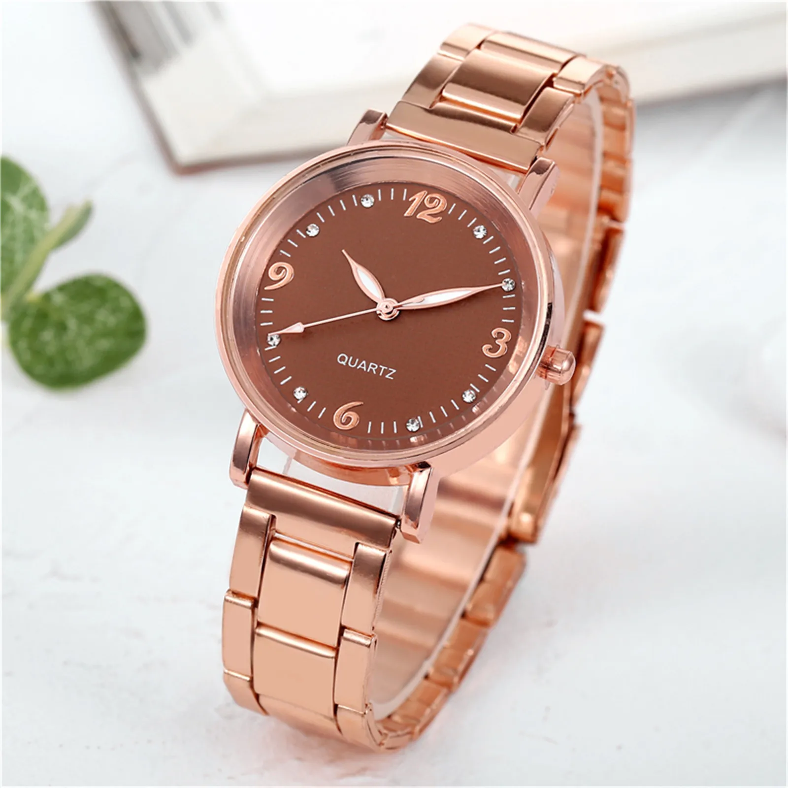 2021 New Popular Watch Women Casual Net With Stars Decoration Reloj Fashion Wild Belt Watch Fashion Women Watches
2021 New Popular Watch Women Casual Net With Stars Decoration Reloj Fashion Wild Belt Watch Fashion Women Watches