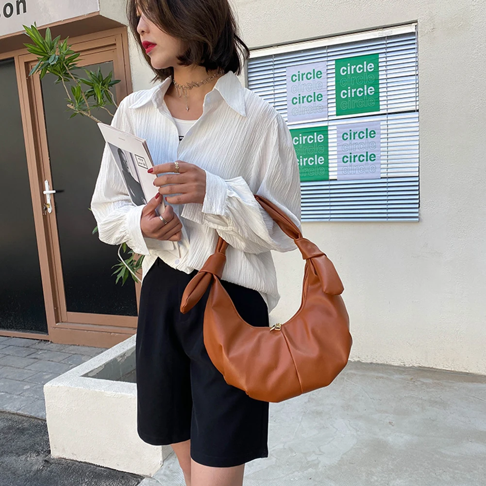 Сумка женская из искусственной кожи, однотонная, на плечо
Сумка женская из искусственной кожи, однотонная, на плечо