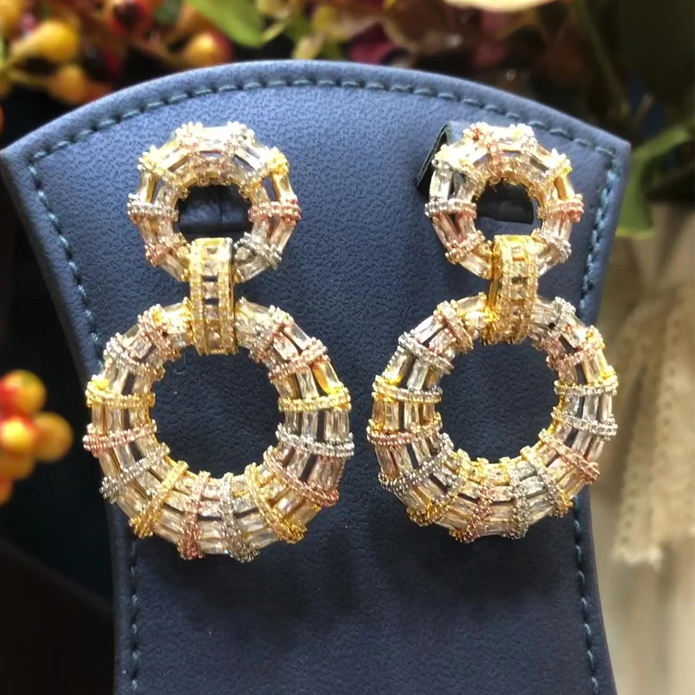 Kellybola Luxury Gorgeous Full Cubic Zircon Geometry Circle Pendant Earrings Ladies Bridal Wedding Celebration High Quality
Kellybola Luxury Gorgeous Full Cubic Zircon Geometry Circle Pendant Earrings Ladies Bridal Wedding Celebration High Quality