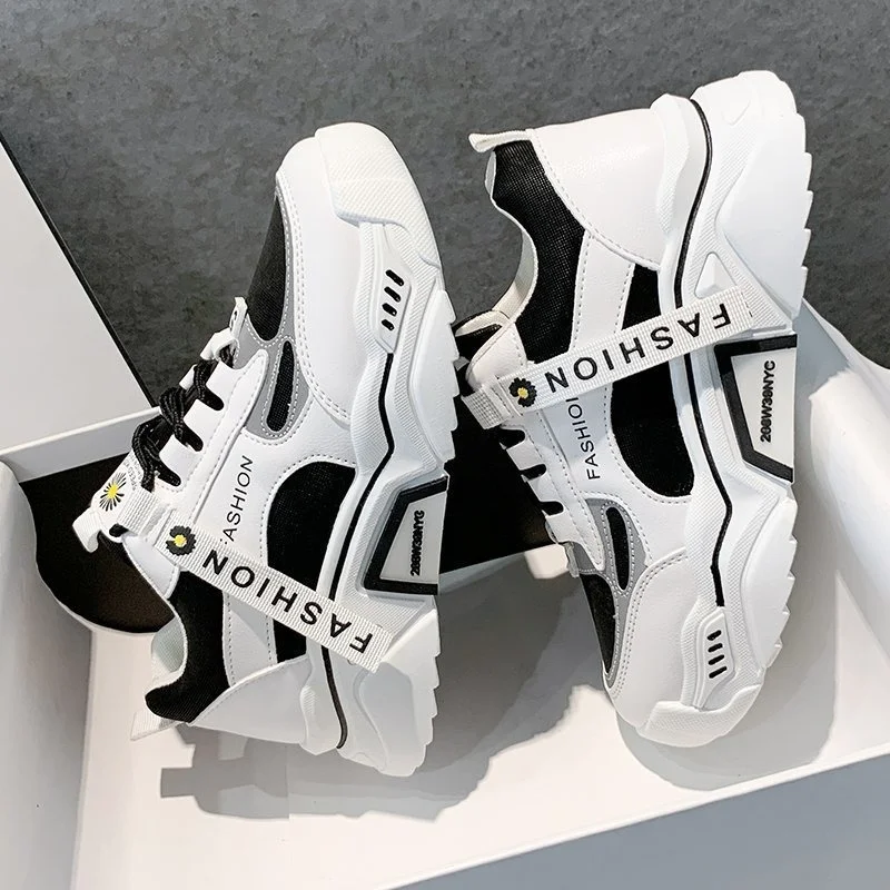 2021 new ladies sneakers, fashionable ladies sneakers, feet, straps, breathable mesh, lightweight casual platform sneakers
2021 new ladies sneakers, fashionable ladies sneakers, feet, straps, breathable mesh, lightweight casual platform sneakers