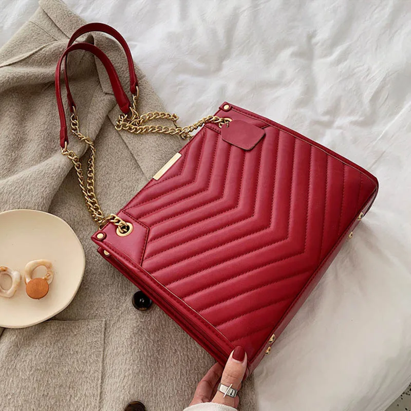 2020 Chain Leather Luxury Handbags Women Bags Designer Ladies Sling Bag Shoulder Crossbody Bags for Women Large Capacity Satchel
2020 Chain Leather Luxury Handbags Women Bags Designer Ladies Sling Bag Shoulder Crossbody Bags for Women Large Capacity Satchel