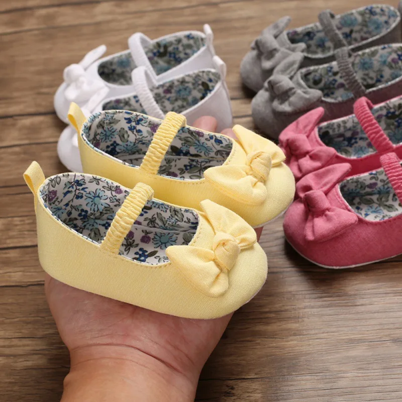 New Toddler Girl Crib Shoes Newborn Baby Girls Boys Bowknot Soft Sole Dot Print Casual Shoes
New Toddler Girl Crib Shoes Newborn Baby Girls Boys Bowknot Soft Sole Dot Print Casual Shoes