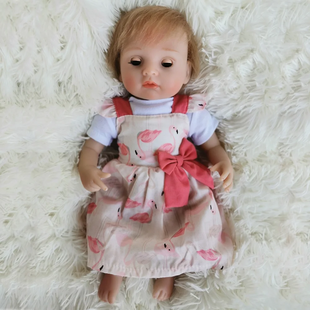 OtardDoll 16 inch Reborn baby doll 40cm Silicone Reborn dolls lifelike Bonecas Cute toy for Birthday Gift
OtardDoll 16 inch Reborn baby doll 40cm Silicone Reborn dolls lifelike Bonecas Cute toy for Birthday Gift