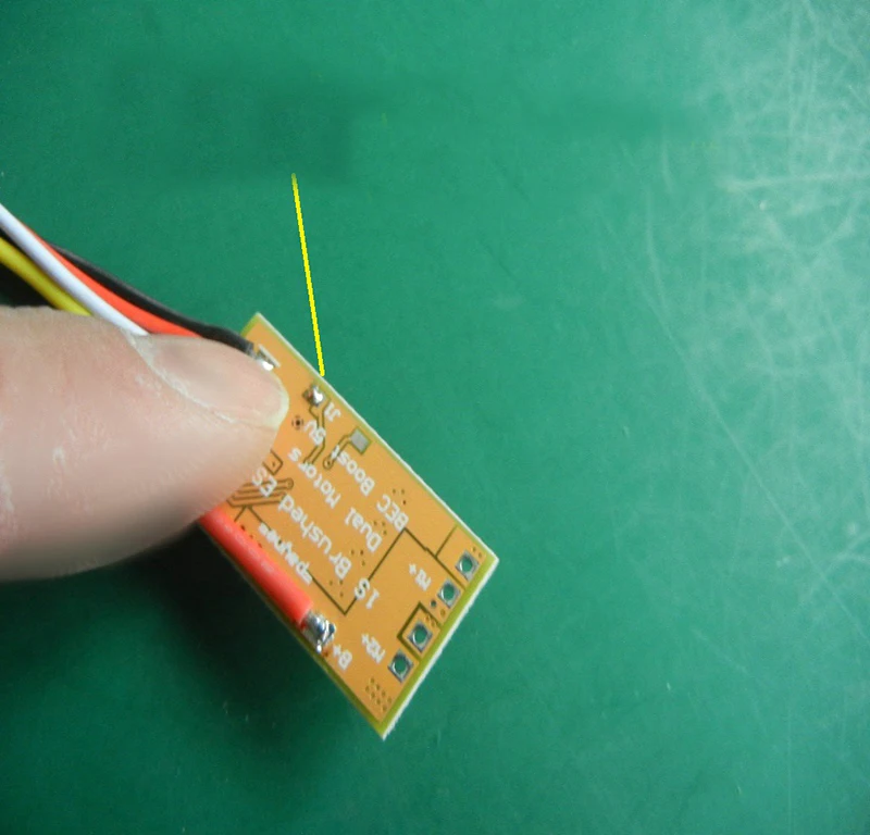 1PC 2S-3S 6Ax2 Brushed ESC 6V-12V Single Way ESC for RC Aircraft/Boats 8520 N20 N30 Mini Motors Parts 
1PC 2S-3S 6Ax2 Brushed ESC 6V-12V Single Way ESC for RC Aircraft/Boats 8520 N20 N30 Mini Motors Parts