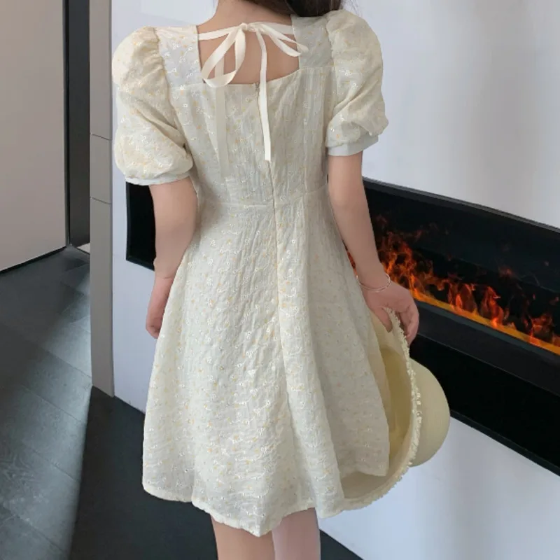 Sweet Printed Slim Bandage Mini Dress High Quality Women Clothing Vintage Short Sleeve Summer Dress Vestidos Mujer Verano 2021
Sweet Printed Slim Bandage Mini Dress High Quality Women Clothing Vintage Short Sleeve Summer Dress Vestidos Mujer Verano 2021