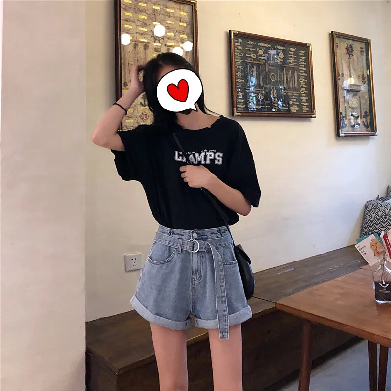 Summer Korean Women's Denim Shorts Large Size Wild Pure Color Denim High Waist Loose Women's Chic Casual Shorts
Summer Korean Women's Denim Shorts Large Size Wild Pure Color Denim High Waist Loose Women's Chic Casual Shorts