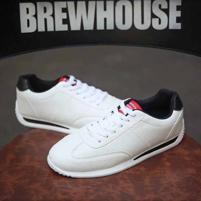 QICIUS 2021 Autumn And Winter New Men Casual Sports Korean Fashion Walking Shoes Men's Wear-Resistant Non-Slip Flat Sneakers
QICIUS 2021 Autumn And Winter New Men Casual Sports Korean Fashion Walking Shoes Men's Wear-Resistant Non-Slip Flat Sneakers