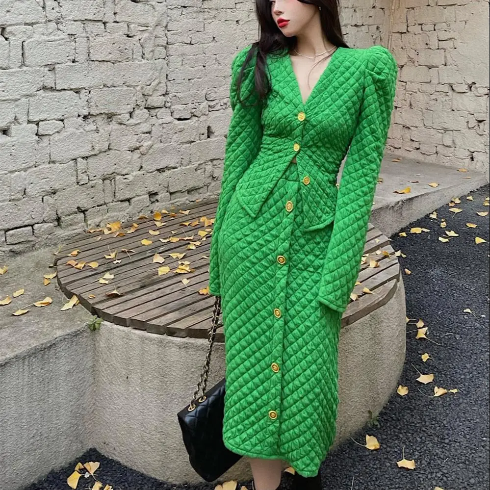 new arrival fashion Fall black set women V-neck professional temperament short suit and split midi pencil skirt solid skirt suit
new arrival fashion Fall black set women V-neck professional temperament short suit and split midi pencil skirt solid skirt suit