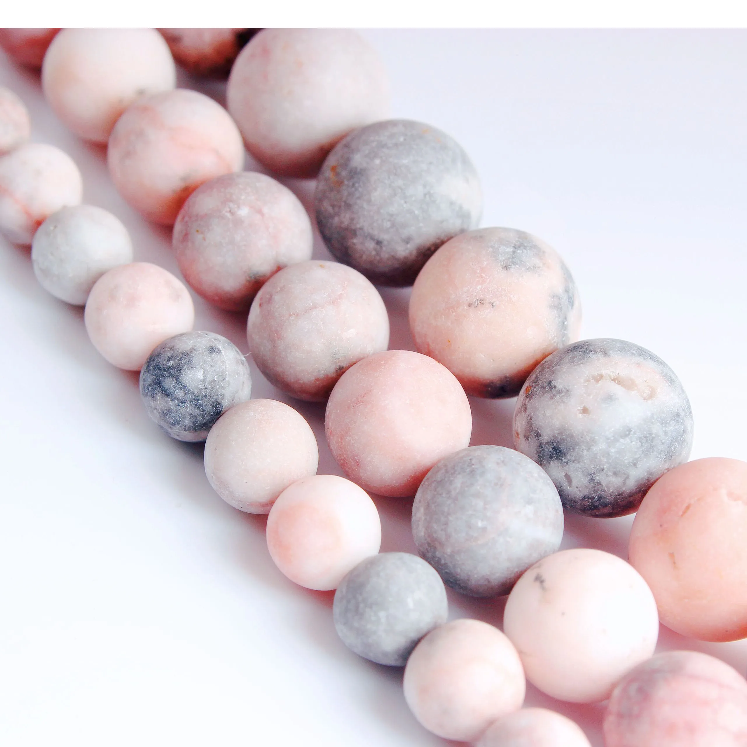Lanli factory store fashion jewelry Pink Zebra scattered beads suitable for DIY bracelet necklace accessories to make amulets
Lanli factory store fashion jewelry Pink Zebra scattered beads suitable for DIY bracelet necklace accessories to make amulets