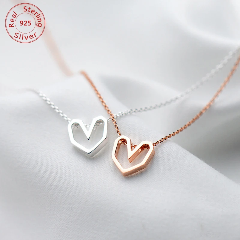 Silver Jewelry 925 Silver Hollow Heart Necklace Fashion Clavicle Necklaces for Teens Women Wholesale
Silver Jewelry 925 Silver Hollow Heart Necklace Fashion Clavicle Necklaces for Teens Women Wholesale