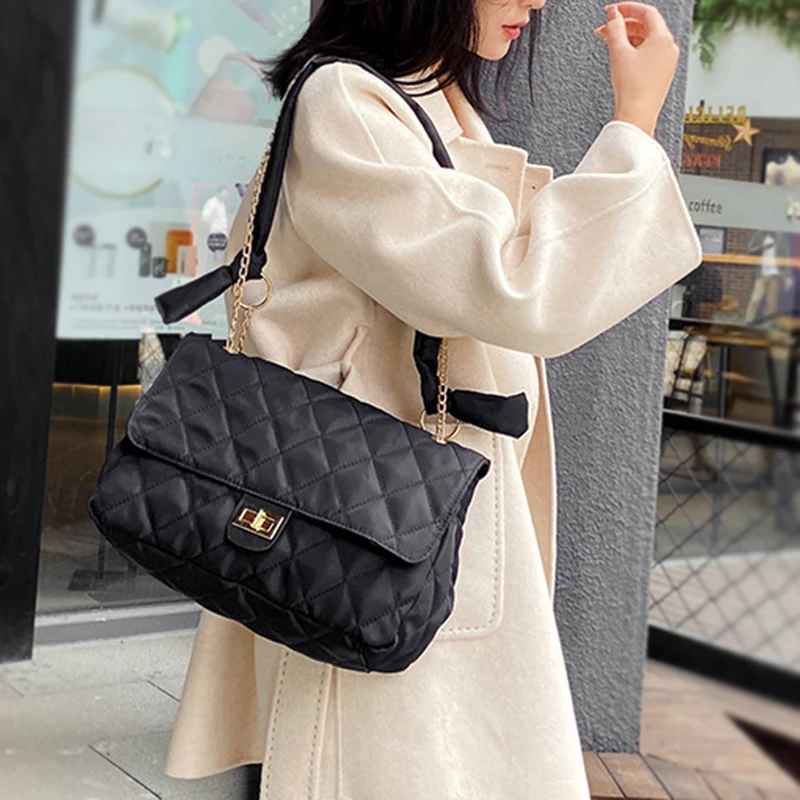 Fashion Designer Chains Diamond Lattice Women Shoulder Bags Black Women's Oxford Cross Body Bag Female Luxury Handbags Bolsas
Fashion Designer Chains Diamond Lattice Women Shoulder Bags Black Women's Oxford Cross Body Bag Female Luxury Handbags Bolsas