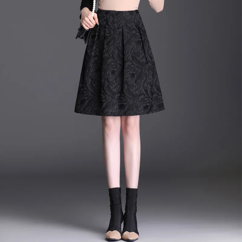 Women Fashion High Waist Jacquard A-line Skirt Autumn Winter Office Lady Elegant Chic Loose Casual Big Swing Black Skirts 9253
Women Fashion High Waist Jacquard A-line Skirt Autumn Winter Office Lady Elegant Chic Loose Casual Big Swing Black Skirts 9253