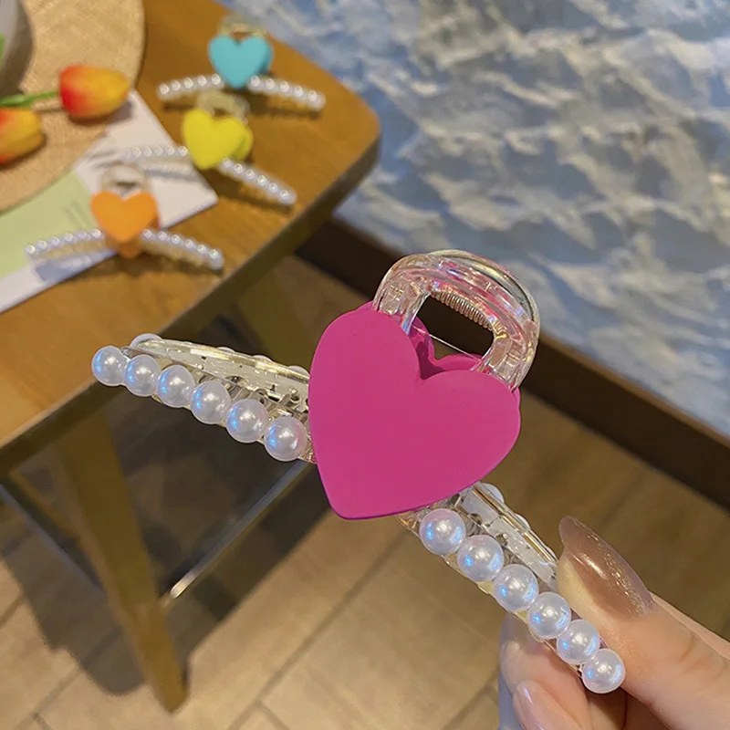 2021 New Women Cute Heart Pearls Hair Claws Sweet Back Hair Hold Hair Decorate Clips Hairpins Headband Fashion Hair Accessories
2021 New Women Cute Heart Pearls Hair Claws Sweet Back Hair Hold Hair Decorate Clips Hairpins Headband Fashion Hair Accessories