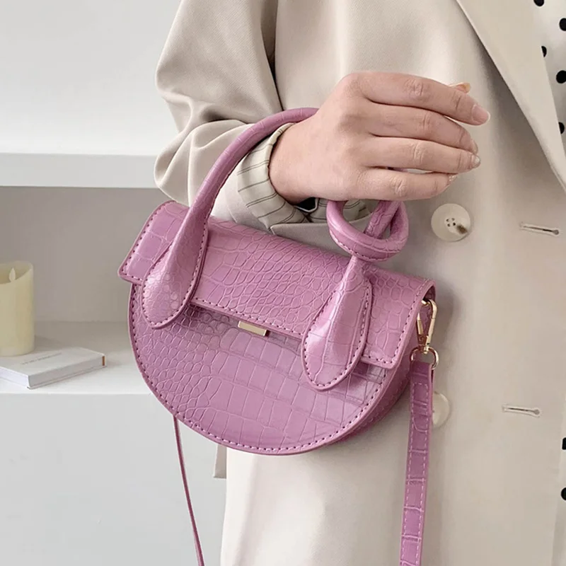 Crocodile Pattern Saddle Bags For Women 2020 Small PU Leather Totes Female Crossbody Shoulder Handbag Lady Cute Travel Bag
Crocodile Pattern Saddle Bags For Women 2020 Small PU Leather Totes Female Crossbody Shoulder Handbag Lady Cute Travel Bag