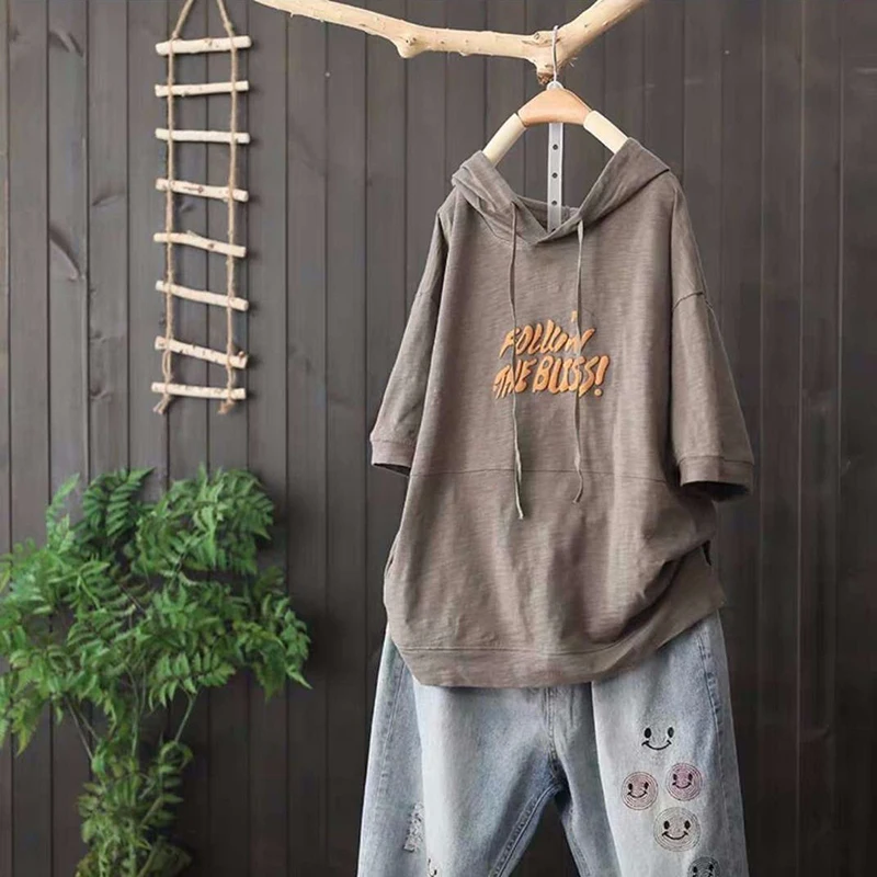 Summer Korea Fashion Women Short Sleeve Loose T-shirt All-matched Casual Letter Print Hooded Tee Shirt Femme Tops Plus Size M01
Summer Korea Fashion Women Short Sleeve Loose T-shirt All-matched Casual Letter Print Hooded Tee Shirt Femme Tops Plus Size M01