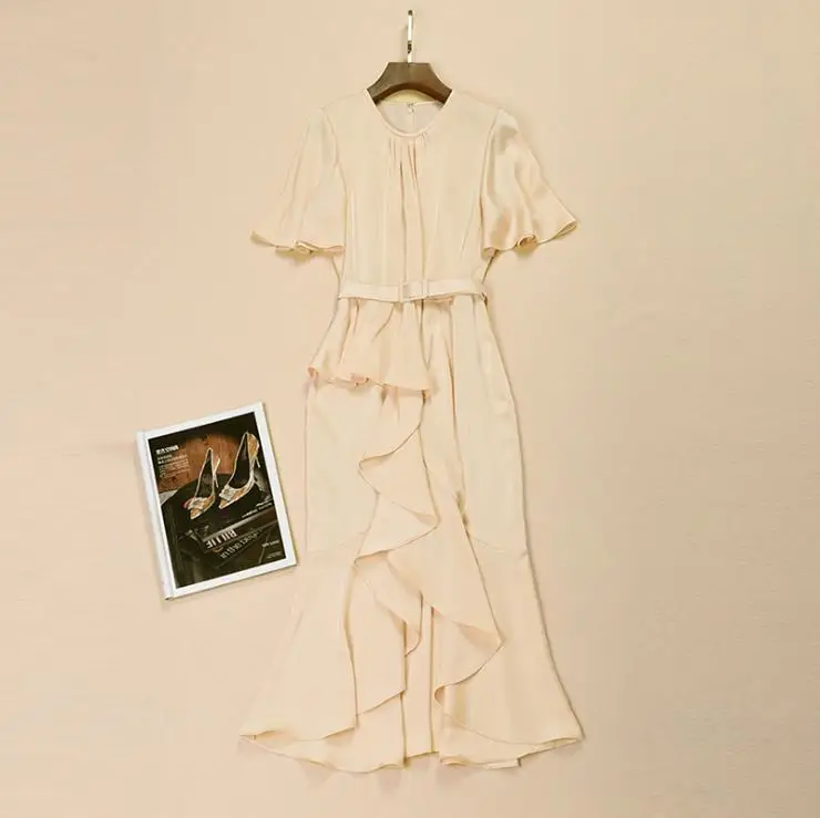 European and American women's clothing 2020 summer new style Short sleeve lotus leaf sleeve Pure color Fashion ruffled dress
European and American women's clothing 2020 summer new style Short sleeve lotus leaf sleeve Pure color Fashion ruffled dress