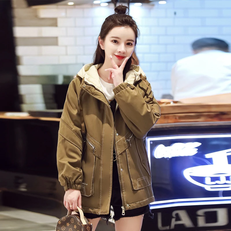 Новинка 2020, зимняя парка с вышитыми буквами и подкладкой из кроличьего меха, женские милые пальто на молнии с капюшоном и широкой талией
Новинка 2020, зимняя парка с вышитыми буквами и подкладкой из кроличьего меха, женские милые пальто на молнии с капюшоном и широкой талией