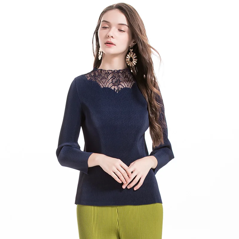 T Shirt Women Spring New Lace Turtleneck Three Quarter Sleeves Solid Color Stretch Miyake Pleated Large Size Bottoming Tees
T Shirt Women Spring New Lace Turtleneck Three Quarter Sleeves Solid Color Stretch Miyake Pleated Large Size Bottoming Tees