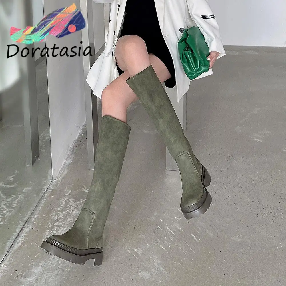 DORATASIA New Arrival Girls Boots Solid Slip On Chunky Heel Platform Knee High Boots Women Stylish Trendy Winter Women Shoes
DORATASIA New Arrival Girls Boots Solid Slip On Chunky Heel Platform Knee High Boots Women Stylish Trendy Winter Women Shoes