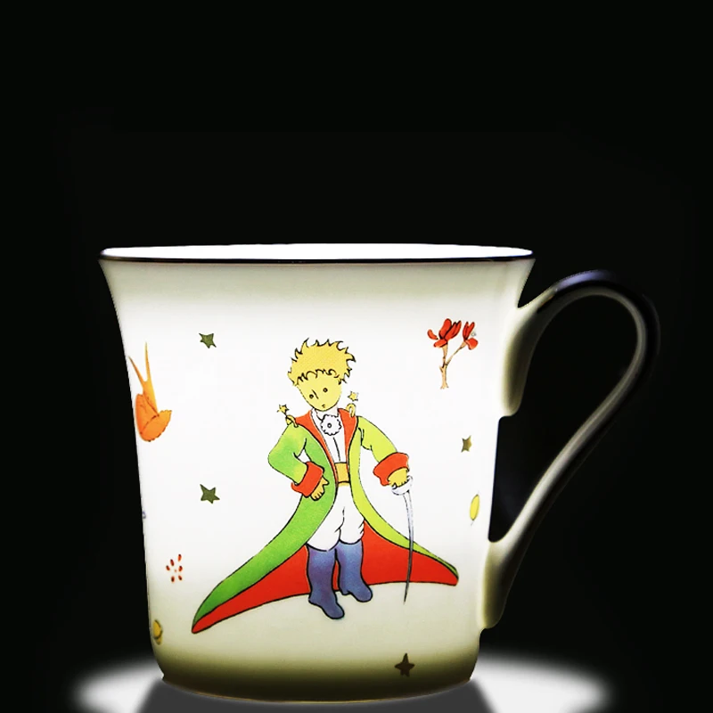 High Quality Porcelain Little Prince Mug In Gold Rim Bone China Coffee Tea Milk Water Cup Mug Kitchen Drinkware Unique Mug Gift
High Quality Porcelain Little Prince Mug In Gold Rim Bone China Coffee Tea Milk Water Cup Mug Kitchen Drinkware Unique Mug Gift