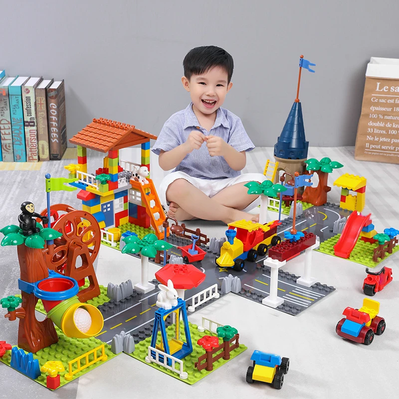 QWZ New Big Particle Blocks Train City Villa House Castle Building Blocks Set DIY Educational Brick Toy For Children Gifts
QWZ New Big Particle Blocks Train City Villa House Castle Building Blocks Set DIY Educational Brick Toy For Children Gifts