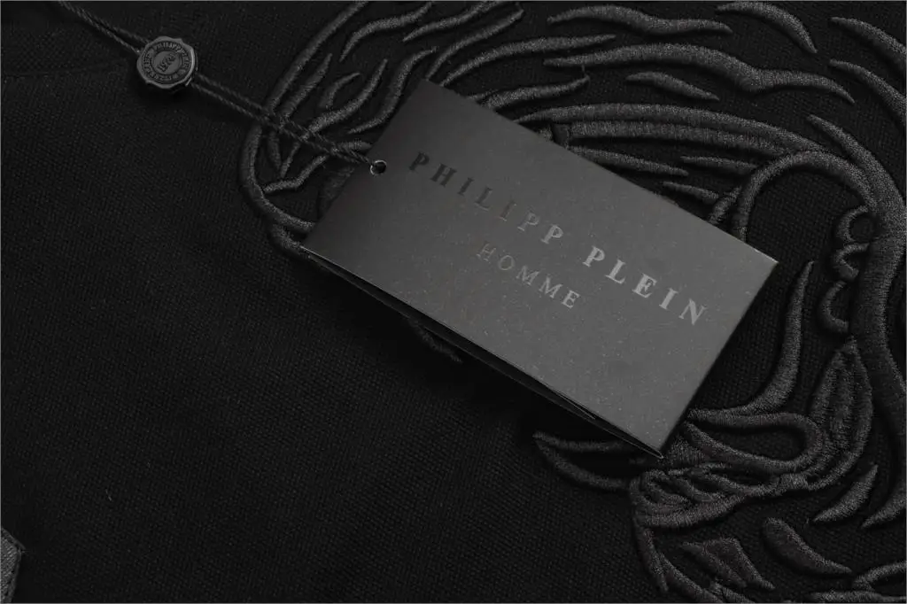 Philipp Plein- European American fashion T-shirt embroidery 3D print casual short-sleeved T-shirt summer streetwear Tops Tees
Philipp Plein- European American fashion T-shirt embroidery 3D print casual short-sleeved T-shirt summer streetwear Tops Tees