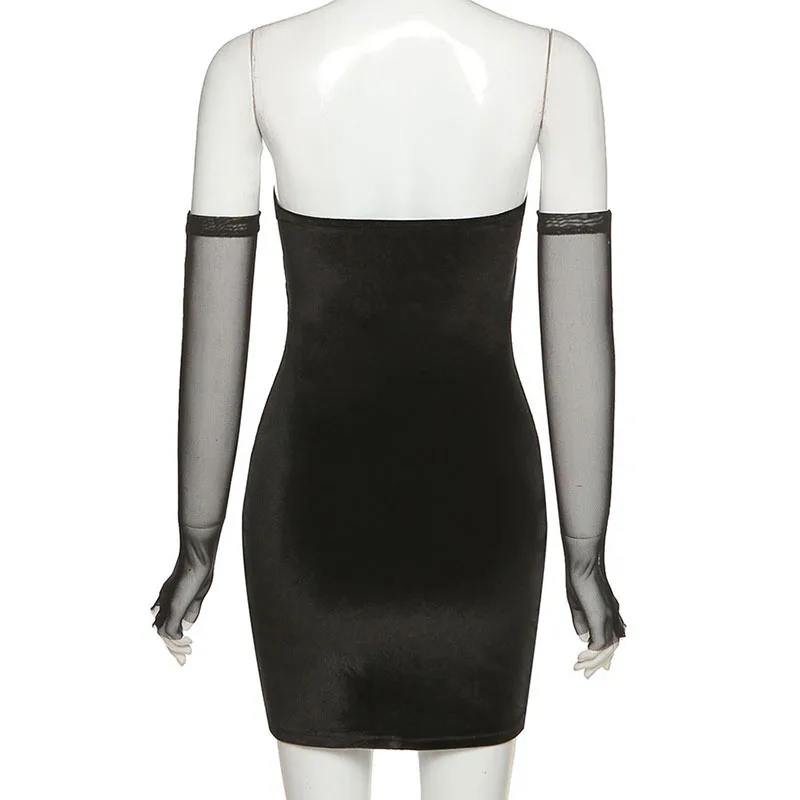Woman Gothic Sexy Black Dress Strapless Velvet Female Dress Mini EGirl Off Shoulder Mesh Sleeve Aesthetics Dress Party Club 2021
Woman Gothic Sexy Black Dress Strapless Velvet Female Dress Mini EGirl Off Shoulder Mesh Sleeve Aesthetics Dress Party Club 2021