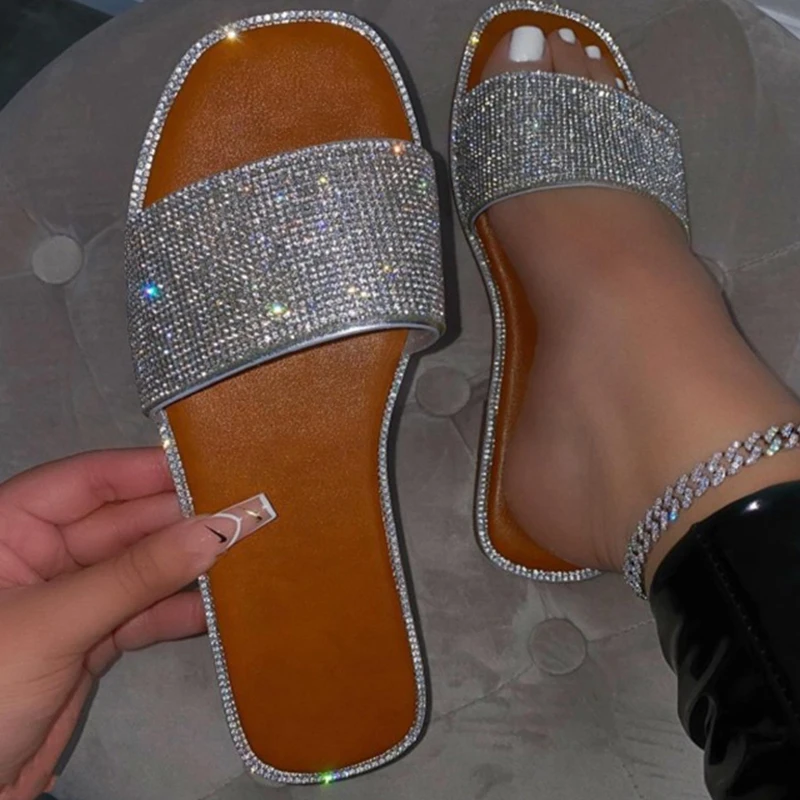 2021 Women's Crystal Bling Slippers For Home Square Toe Summer Shoes For Women Ladies Casual Fashion Flat Female Plus Size
2021 Women's Crystal Bling Slippers For Home Square Toe Summer Shoes For Women Ladies Casual Fashion Flat Female Plus Size