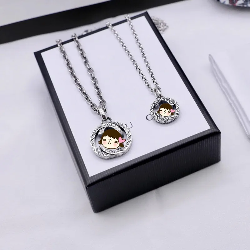 925 Sterling Silver Necklace for men and women Clasp double g carrying carved pattern pendant classic luxu Love necklace
925 Sterling Silver Necklace for men and women Clasp double g carrying carved pattern pendant classic luxu Love necklace