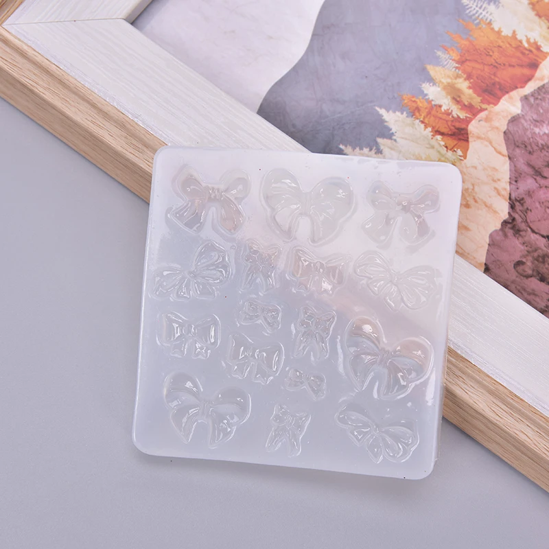 Bow Tie Resin Mould Epoxy DIY Pendant Tool Silicone Mold Craft Making Necklace Earrings Mold For Jewelry
Bow Tie Resin Mould Epoxy DIY Pendant Tool Silicone Mold Craft Making Necklace Earrings Mold For Jewelry
