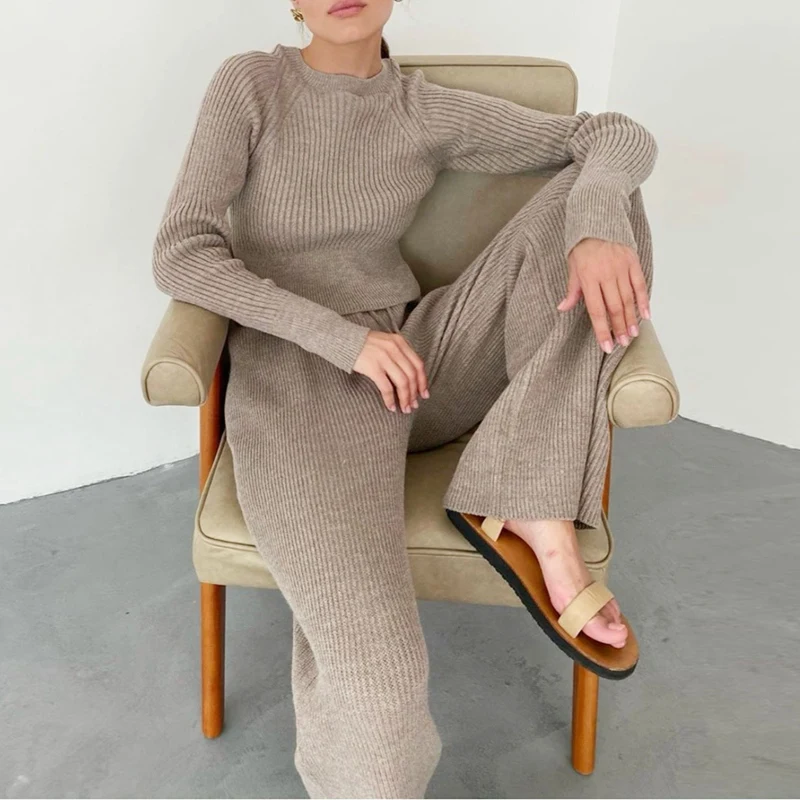 Women'S Casual Suit 2 Piece Sets Warm Knitted Sweater Solid Color Round Neck Long Sleeve Outfits
Women'S Casual Suit 2 Piece Sets Warm Knitted Sweater Solid Color Round Neck Long Sleeve Outfits