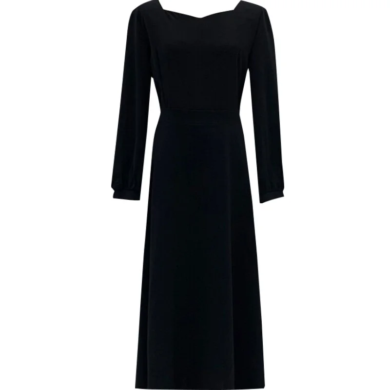 Autumn And Winter New Design Light Luxury Long Sleeve Cinched Tie Slim-Fit Mid-Length Black Dress For Women fafa_ootd
Autumn And Winter New Design Light Luxury Long Sleeve Cinched Tie Slim-Fit Mid-Length Black Dress For Women fafa_ootd