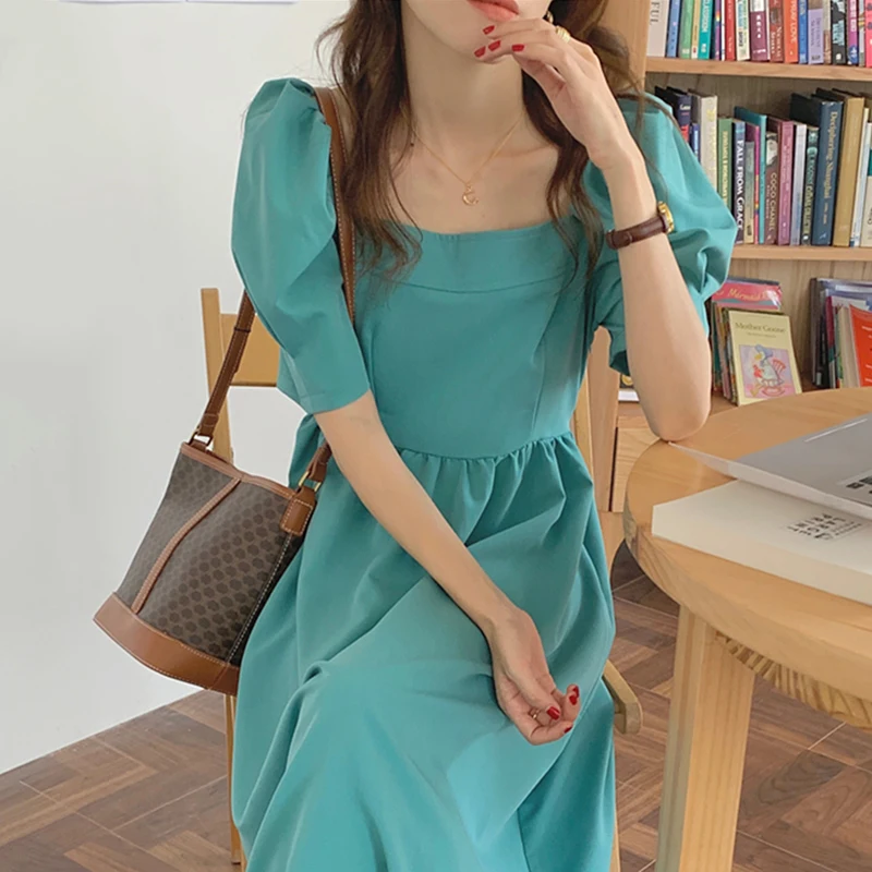 Korean French Elegant Vestidos Women's Square Collar Halter Pearl Chain Bow Decoration High Waist Puff Sleeve Midi Dress DK1277
Korean French Elegant Vestidos Women's Square Collar Halter Pearl Chain Bow Decoration High Waist Puff Sleeve Midi Dress DK1277