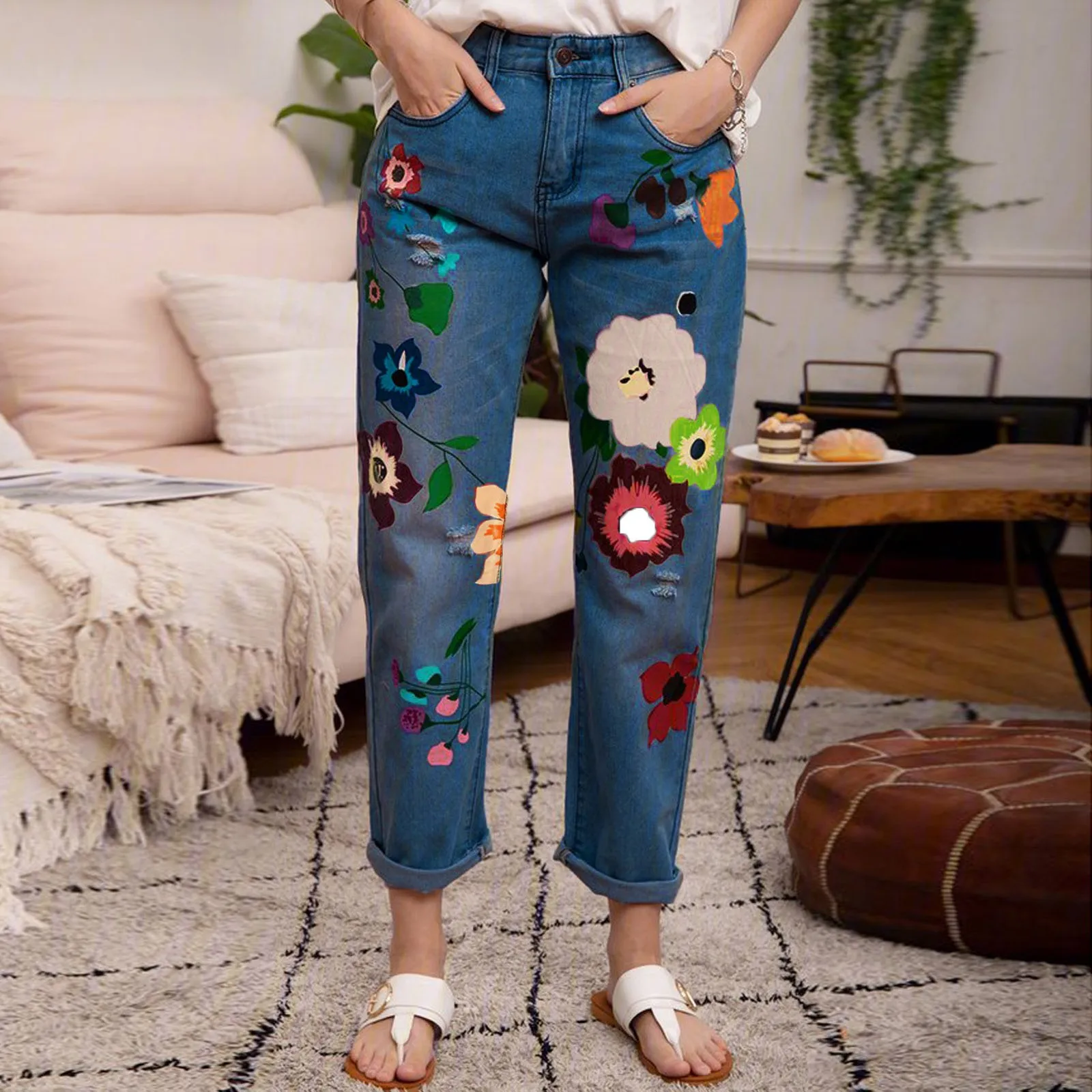 2020 Women Jeans Flowers Print Ripped Jeans Plus Size Trousers Spring&Autumn Comfortable Casual Jeans F pantalon femme Fast Ship
2020 Women Jeans Flowers Print Ripped Jeans Plus Size Trousers Spring&Autumn Comfortable Casual Jeans F pantalon femme Fast Ship