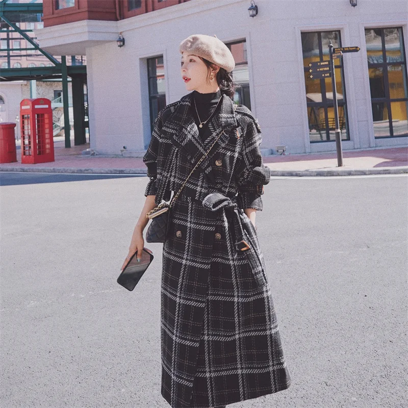Fashion Plaid Woolen Coat Women's Mid-length 2021 Autumn Winter Jacket New Thick Double breasted Wool Coat Female Overcoats D133
Fashion Plaid Woolen Coat Women's Mid-length 2021 Autumn Winter Jacket New Thick Double breasted Wool Coat Female Overcoats D133