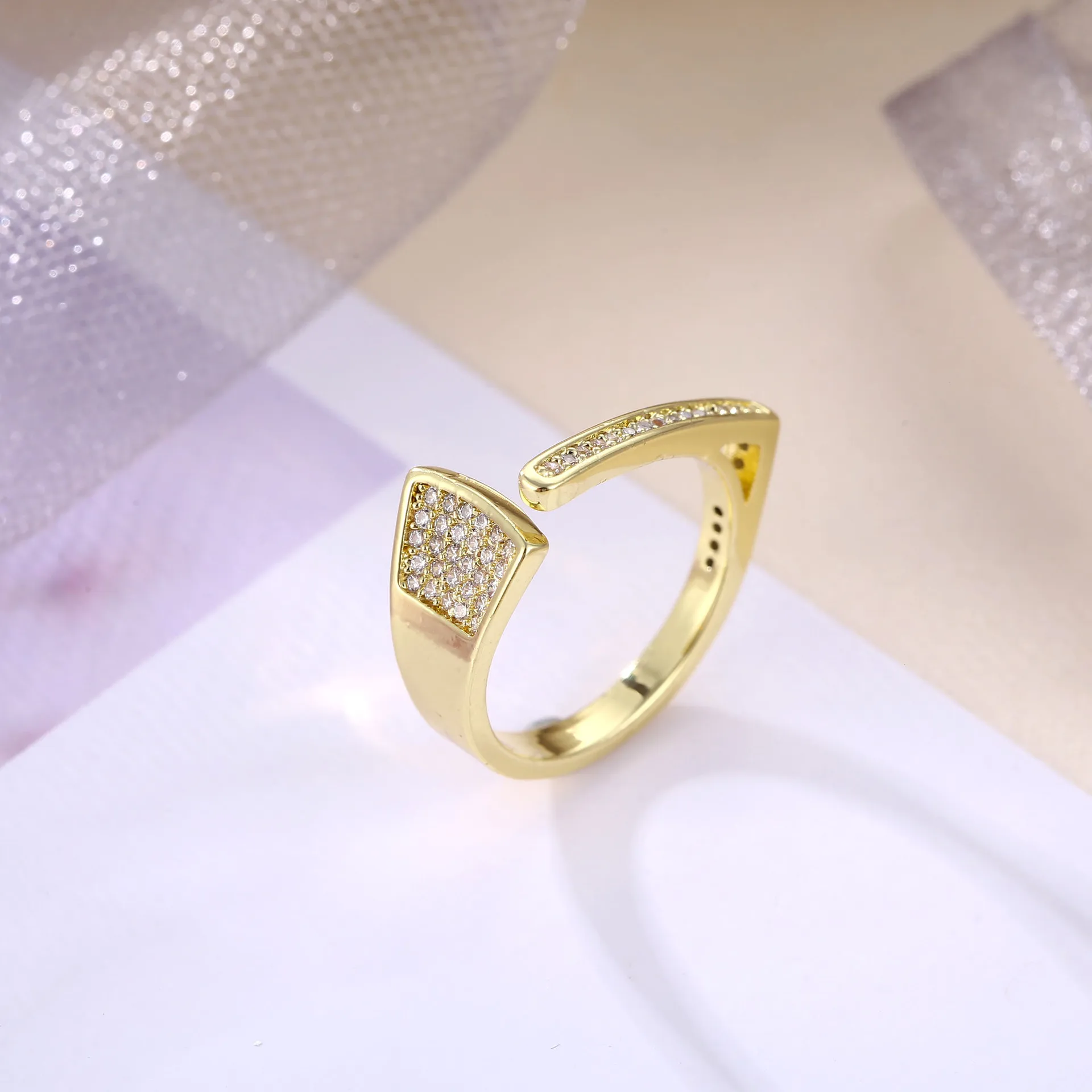 2021 New Korean Style Open Rings for Women Punk Trendy Vintage CZ Ring Adjustable Size Wedding Jewelry Party Couple Rings
2021 New Korean Style Open Rings for Women Punk Trendy Vintage CZ Ring Adjustable Size Wedding Jewelry Party Couple Rings