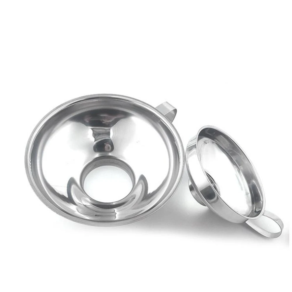 1Pcs Stainless Steel Funnel Salad Sauce Large Diameter Funnel Edible Oil Jam Funnel Household Oil Leaking Wine Leaking
1Pcs Stainless Steel Funnel Salad Sauce Large Diameter Funnel Edible Oil Jam Funnel Household Oil Leaking Wine Leaking
