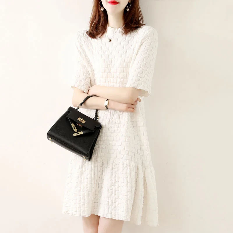 Knitted Ruffles Summer Cool Ice Slik Solid Black Women Dress Cozy Stand Collar Short Sleeve Crepe Loose Japan Fashion Dress
Knitted Ruffles Summer Cool Ice Slik Solid Black Women Dress Cozy Stand Collar Short Sleeve Crepe Loose Japan Fashion Dress