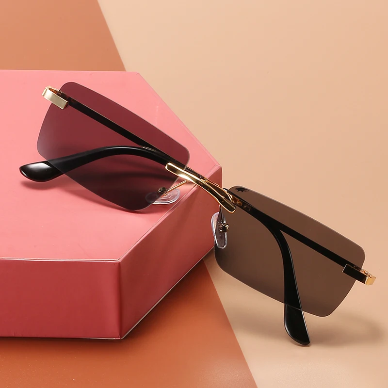 2021 Square Sunglasses Metal Sexy Colorful Women Famous Brand Designer Fashion Sun Glases UV400 Sunglass Retro Female for Women
2021 Square Sunglasses Metal Sexy Colorful Women Famous Brand Designer Fashion Sun Glases UV400 Sunglass Retro Female for Women