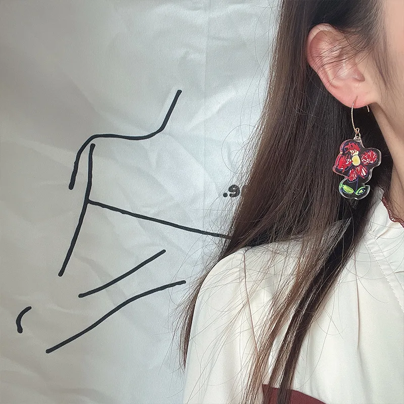 Summer Hand-painted Flower Earring Exaggerated Korean Temperament Earrings for Women 2021
Summer Hand-painted Flower Earring Exaggerated Korean Temperament Earrings for Women 2021