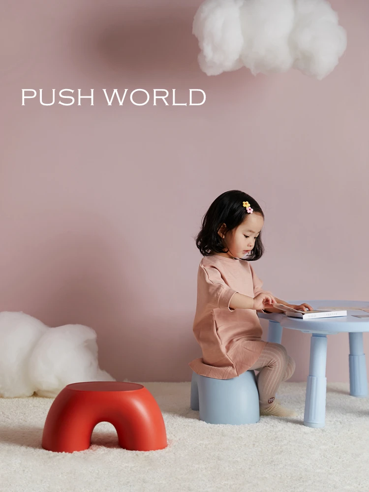 Non-slip small bench cute children's step stool plastic chair baby learn to sit home wash foot low stool Climbing mat game stool
Non-slip small bench cute children's step stool plastic chair baby learn to sit home wash foot low stool Climbing mat game stool