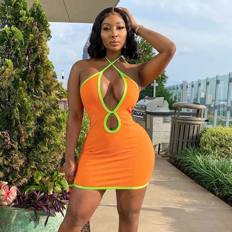 CHRONSTYLE Front Hollow Out Sexy Women Dress Summer Party Clubwear 2021 Off Shoulder Backless Halter Lace-up Mini Pencil Dresses
CHRONSTYLE Front Hollow Out Sexy Women Dress Summer Party Clubwear 2021 Off Shoulder Backless Halter Lace-up Mini Pencil Dresses