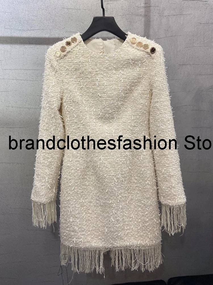 2021 Autumn Black Fashion Knit Tassel Hem Tweed Mini Dress Women Top Quality Long Sleeve Back-Zip Shoulder Buttons Skirt Lady
2021 Autumn Black Fashion Knit Tassel Hem Tweed Mini Dress Women Top Quality Long Sleeve Back-Zip Shoulder Buttons Skirt Lady