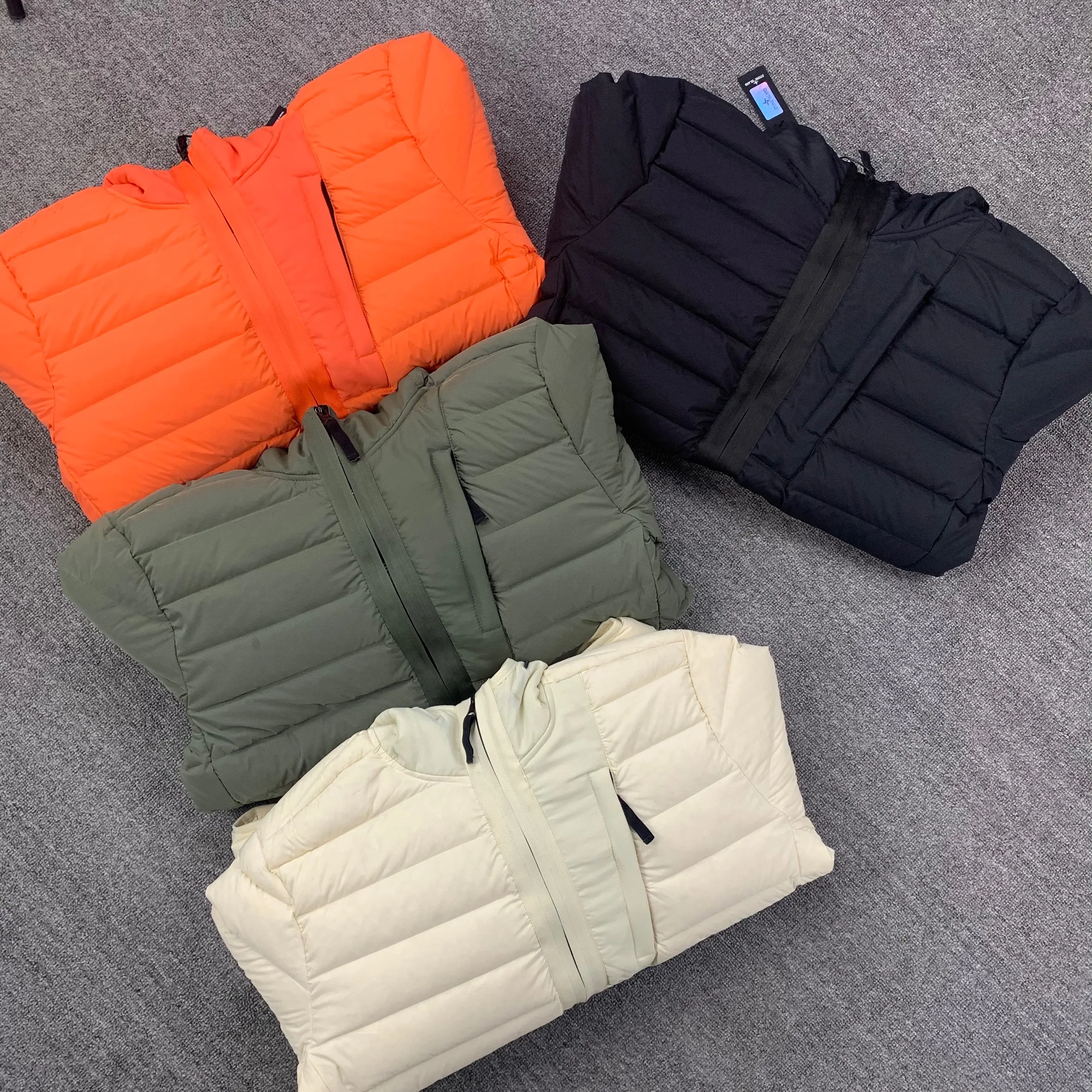 Men's down jacket casual thin fluffy jacket pure color outdoor ski windbreaker couple
Men's down jacket casual thin fluffy jacket pure color outdoor ski windbreaker couple