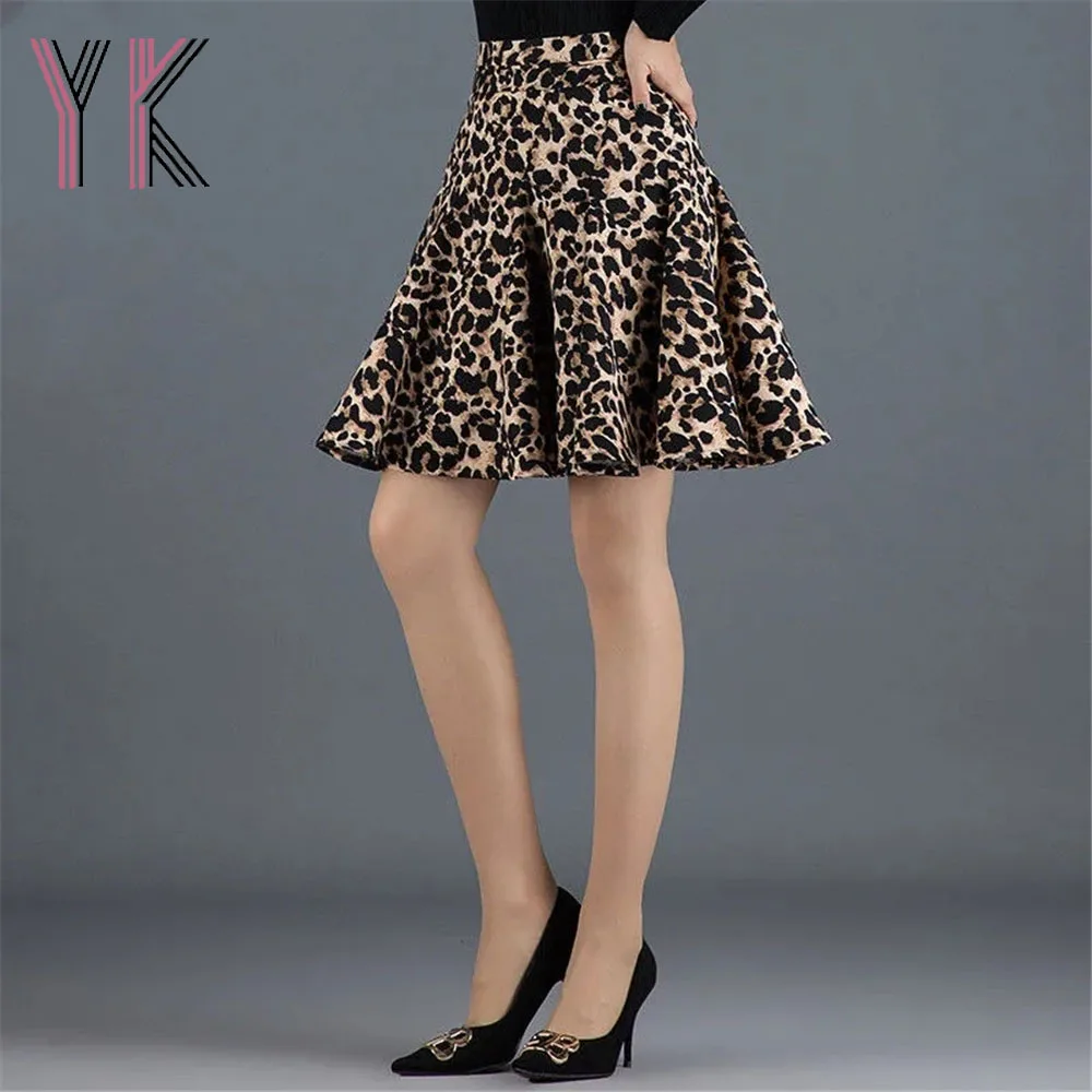 Leopard Pattern Zebra Stripe Print Pleated Mini Skirts Harajuku Women Sexy Sukienka Elastic Band High Waist Aesthetic Short Saia
Leopard Pattern Zebra Stripe Print Pleated Mini Skirts Harajuku Women Sexy Sukienka Elastic Band High Waist Aesthetic Short Saia
