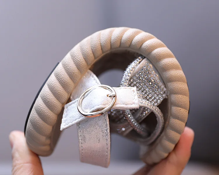 Summer Girls Roman Sandals Rhinestone Princess Beach Shoes Children Baby Shoes Children Shoes
Summer Girls Roman Sandals Rhinestone Princess Beach Shoes Children Baby Shoes Children Shoes