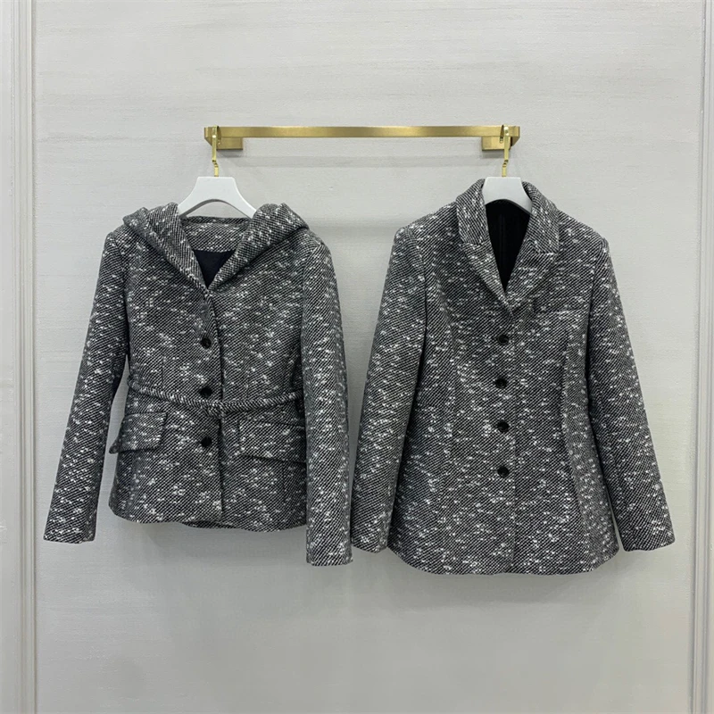 Elegant Autumn New Style Hooded Woolen Coats Buttons Up with Belt 78% Wool Jackets Women High Qaulity Clothes
Elegant Autumn New Style Hooded Woolen Coats Buttons Up with Belt 78% Wool Jackets Women High Qaulity Clothes
