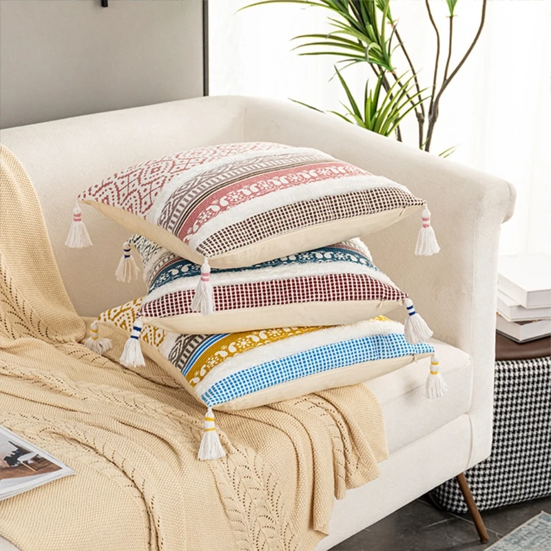 Bohemian Tassel Pillowcase Handmade Moroccan Style Cushion Cover Home Decor Backrest Pillow Cover for Sofa Bed Couch Home
Bohemian Tassel Pillowcase Handmade Moroccan Style Cushion Cover Home Decor Backrest Pillow Cover for Sofa Bed Couch Home